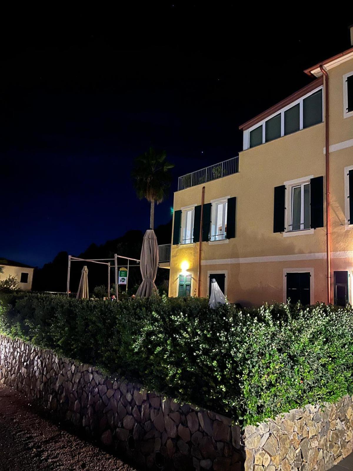 Appartamento Romantico Con Piscina Черво Екстер'єр фото